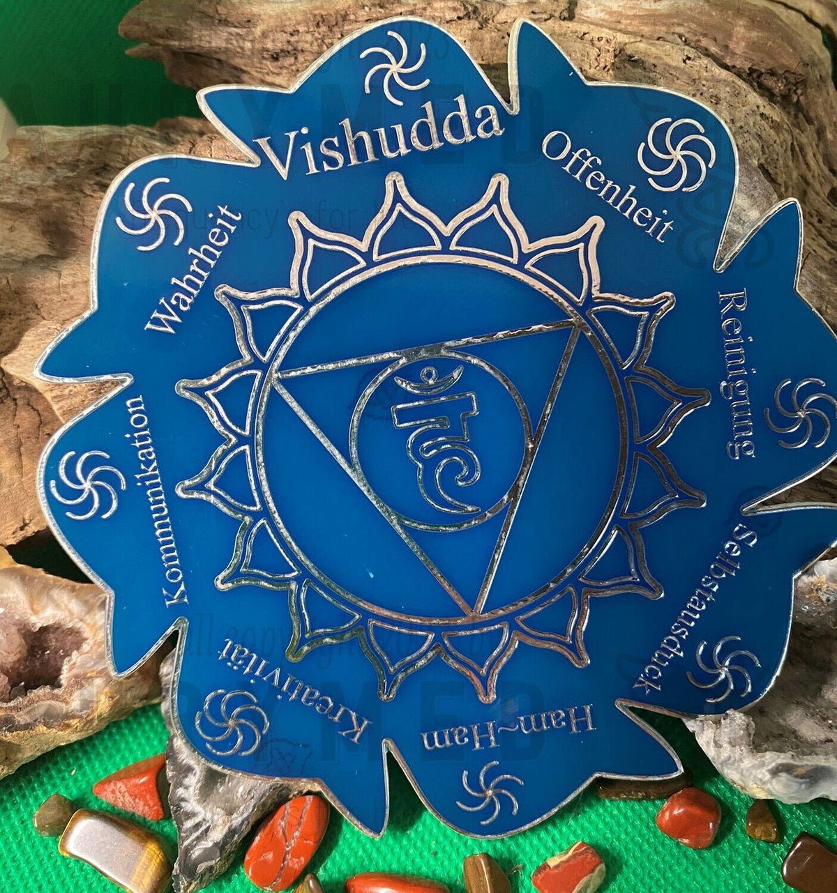 Chakren Wheel Hals, blau, ca. 114x114 mm, doppelseitig, zinnlegiert, kupferunterlegt – Produktansicht 1