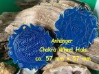 Chakren Anhänger Wheel Hals, blau, ca. 57 x 57 xx, zinnlegiert, kupferunterlegt – Produktansicht 1