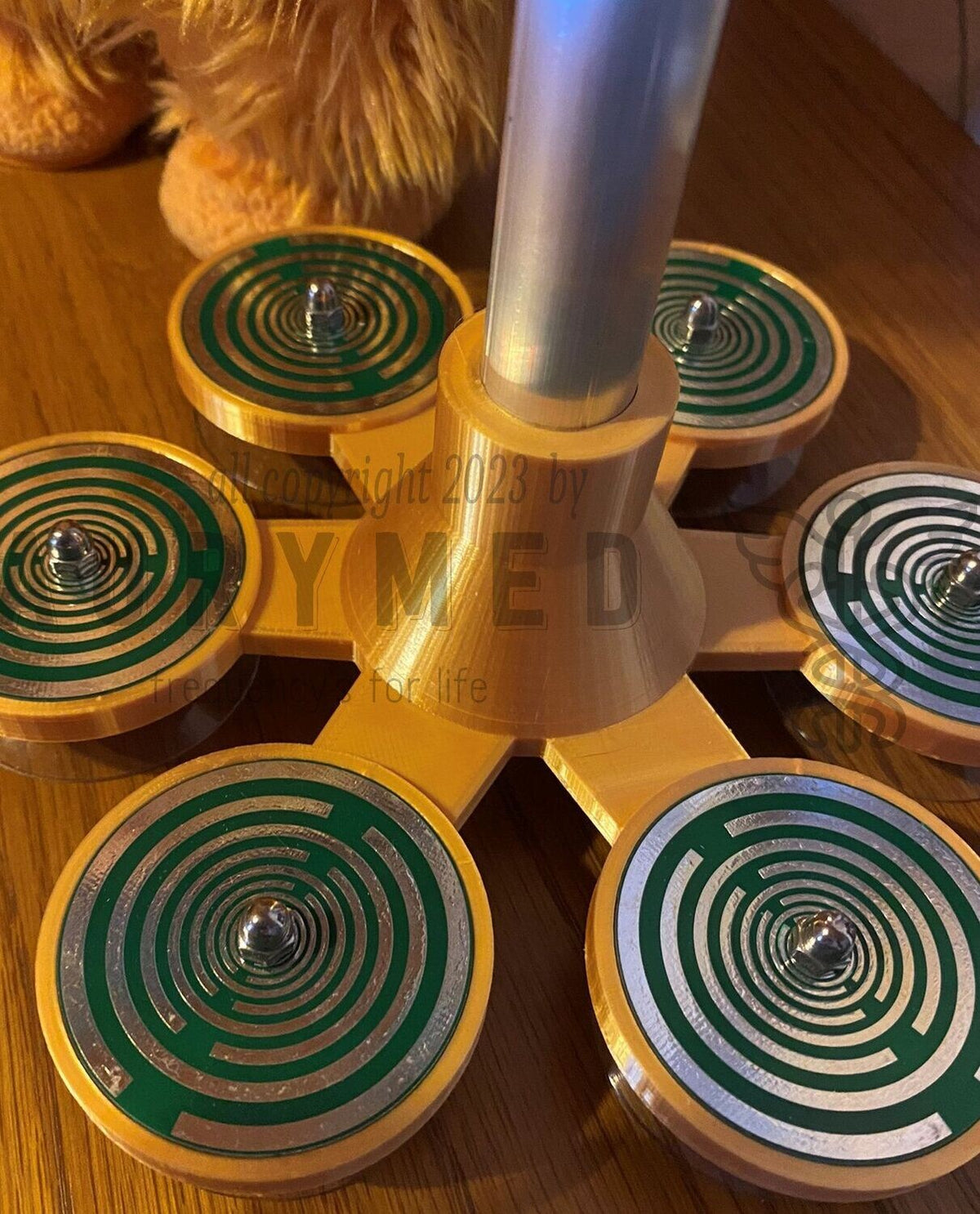 240 mm AURYMED MWA to Go – Lakhovsky MWO – Farbe wählbar – mit 3D-Druck-Resonanzständer – Galerie