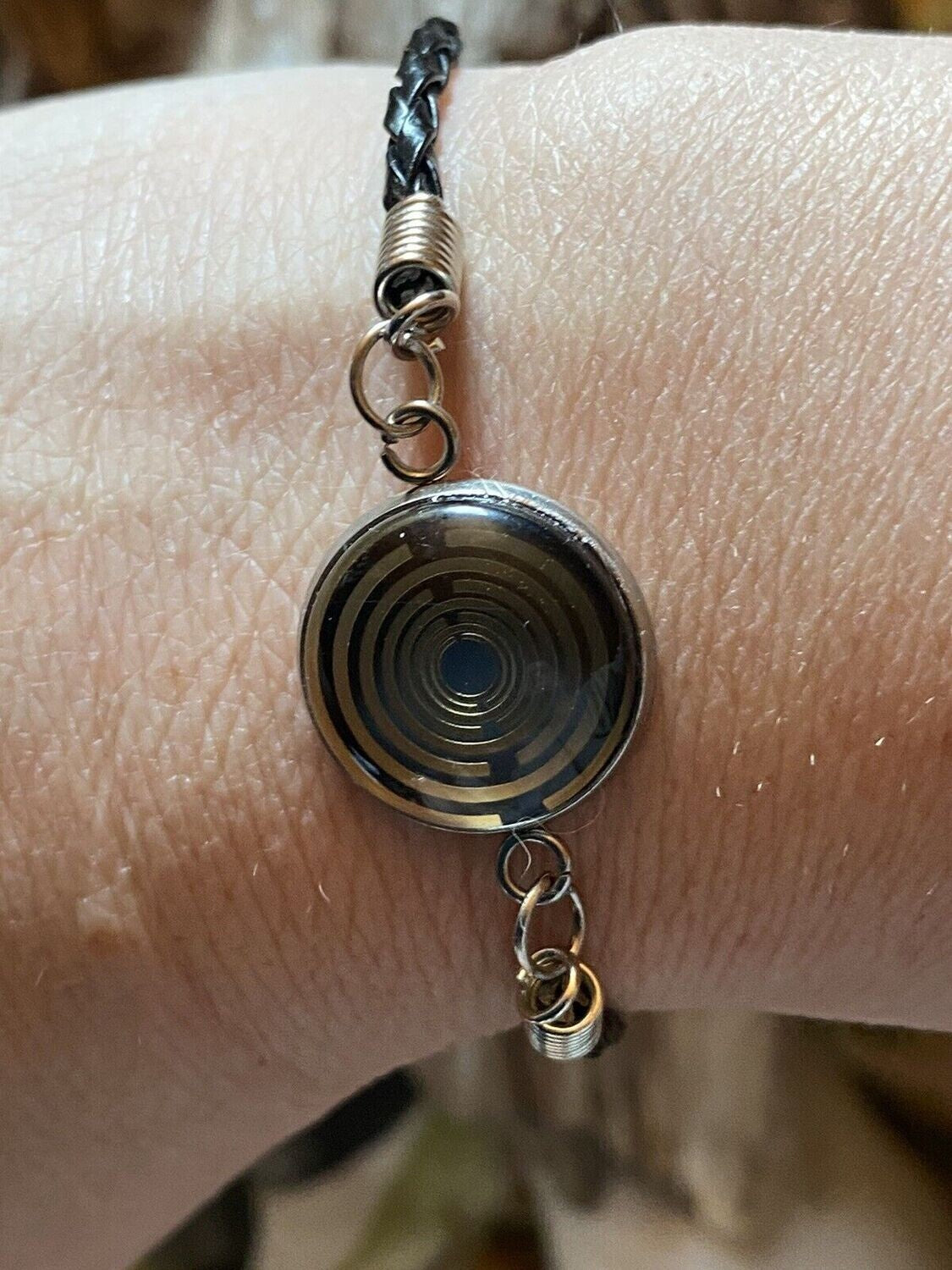 Armband – Lakhovsky – schwarze Disc 16 mm – schwarze Kordel