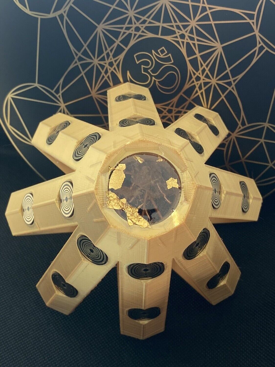 AURYMED Raumobjekt – Metatron & Lakhovsky – Gold – Produktansicht 20