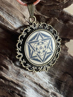 Amulett – Merkaba – 25 mm / goldlegiert / schwarz – Produktansicht 1