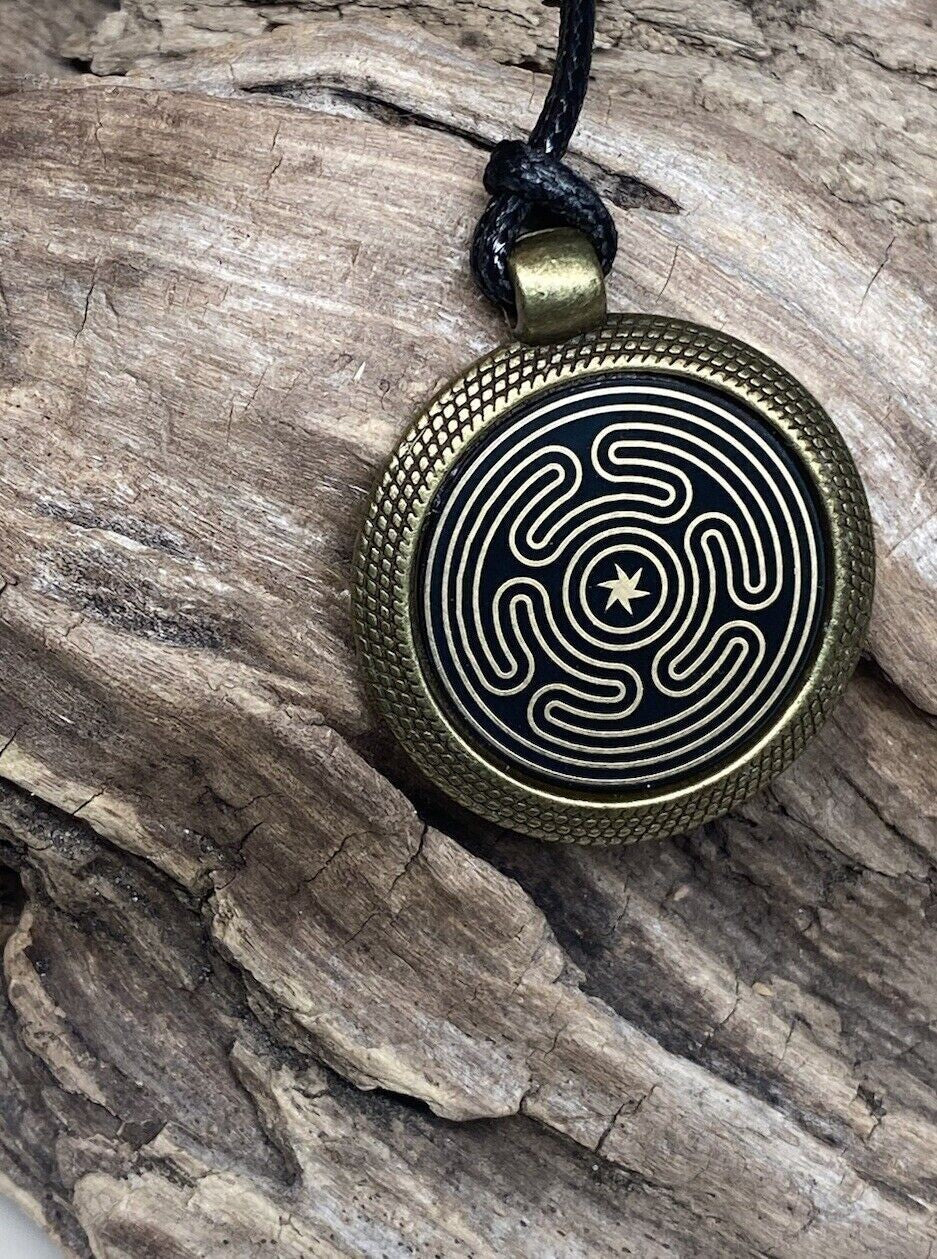 Amulett – Hekathe Wheel der heiligen – 25 mm / goldlegiert / Fassung bronzefarben – Produktansicht 1