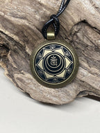 Amulett – Chakremy – Chakra – 25 mm / goldlegiert / Fassung bronzefarben – Produktansicht 1
