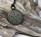 Amulett – Hekathe Wheel der heiligen – 25 mm / goldlegiert / Fassung bronzefarben – Produktansicht 1