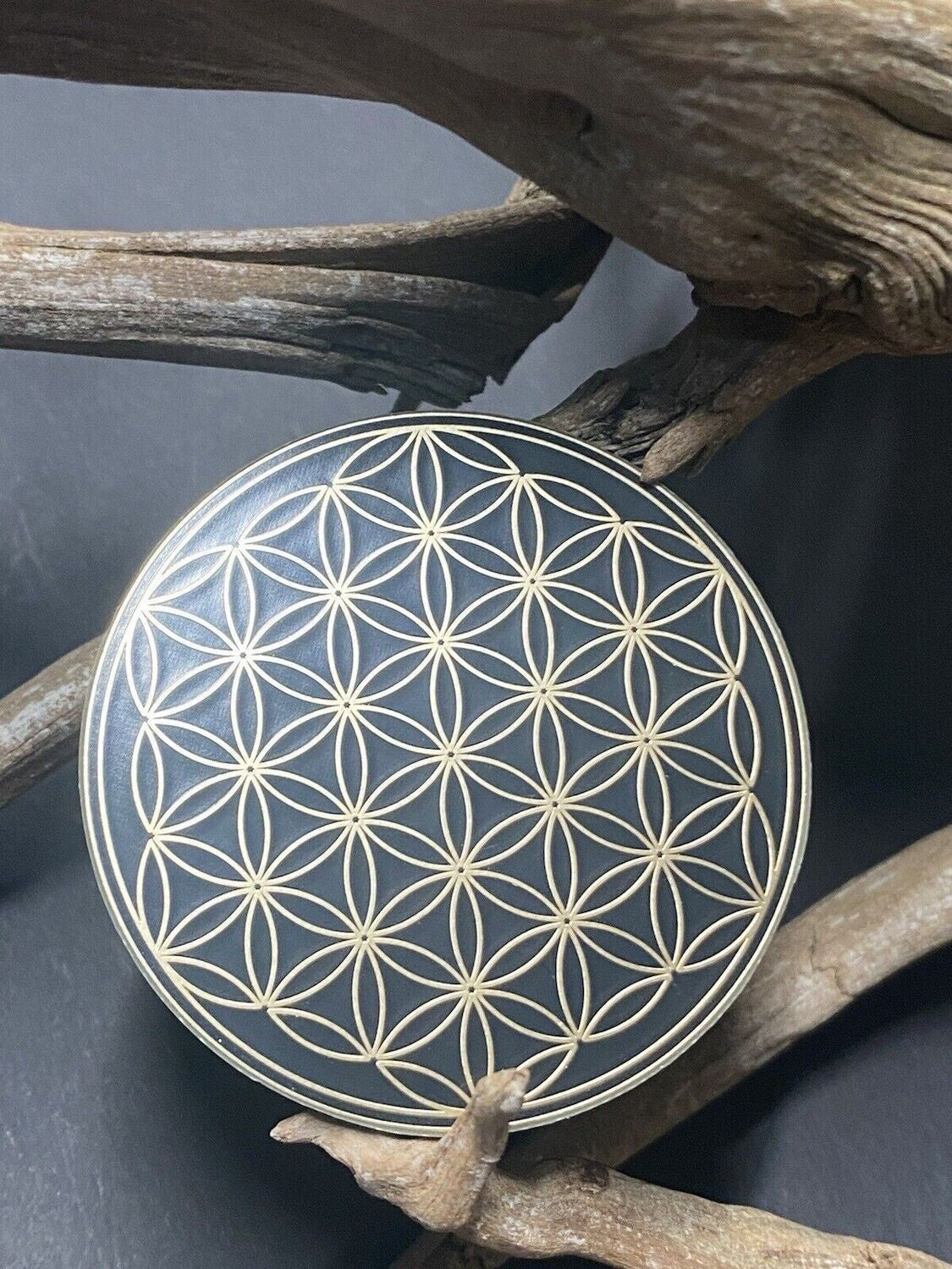 50 mm Disc – Metatron + Blume des Lebens – goldlegiert / schwarz – Produktansicht 1