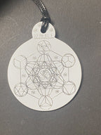Anhänger Metatron, weiß, zinnlegiert, doppelseitig ca. 52 mm x62 mm – Produktansicht 1