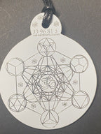 Anhänger Metatron, weiß, zinnlegiert, doppelseitig ca. 52 mm x62 mm – Produktansicht 1
