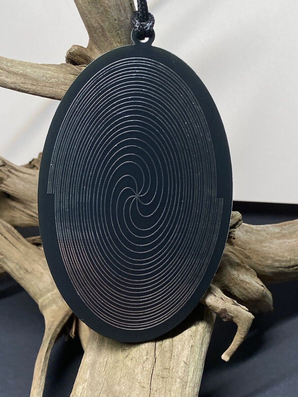 Amulett – Disc – Dreifaltigkeits – – Bifilar / Fermat – zinnlegiert / schwarz – Produktansicht 1
