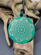 Amulett – Disc ca. 48x58 mm – Lakhovsky MWO + Dodecagram – 58 mm / goldlegiert / grün – Produktansicht 1