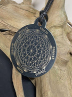 Amulett – Disc ca. 48x58 mm – Lakhovsky MWO + Dodecagram – 58 mm / goldlegiert / schwarz – Produktansicht 1