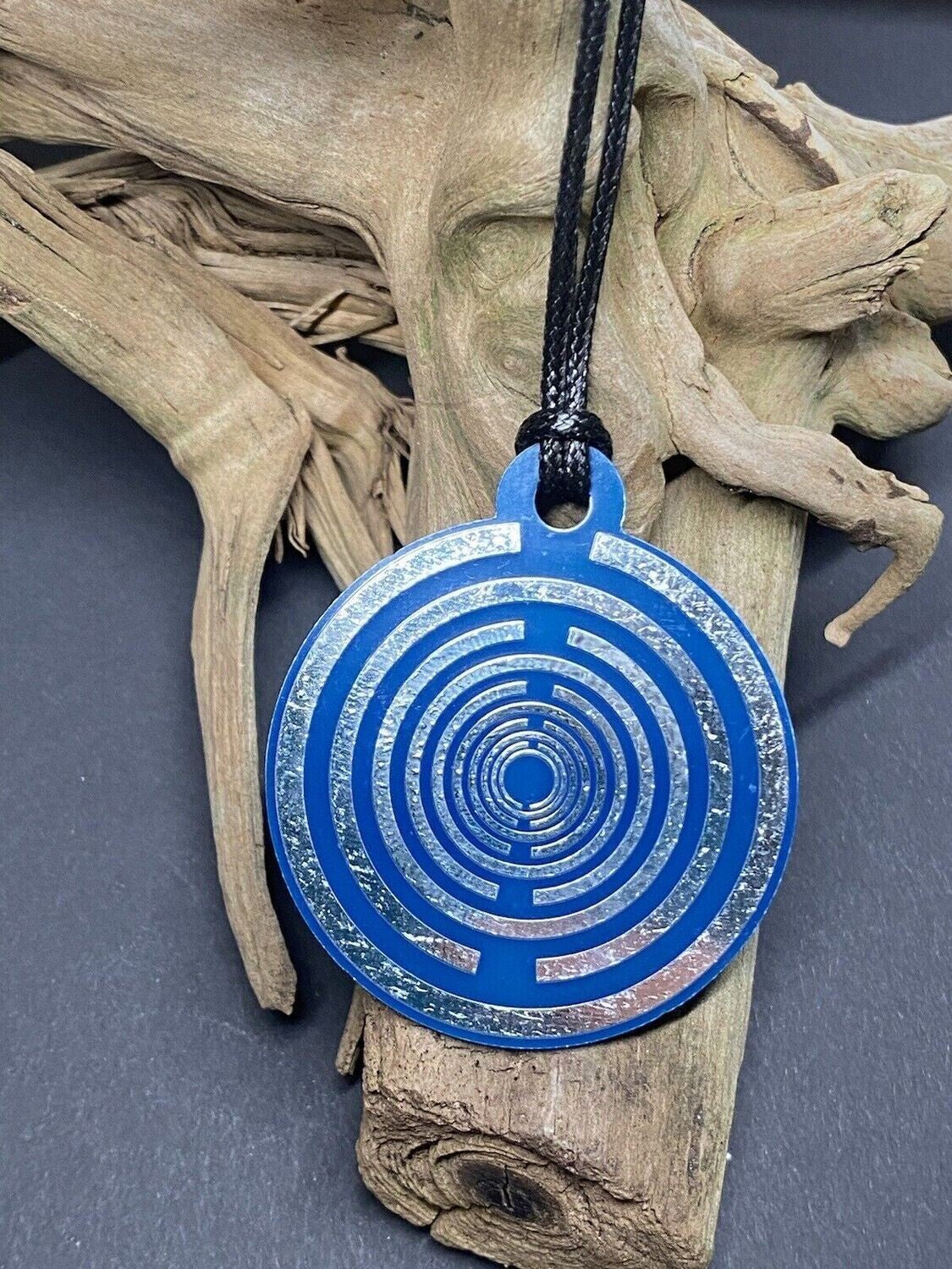 Amulett – Disc ca. 48x58 mm – Lakhovsky MWO + Dodecagram – 58 mm / zinnlegiert / blau – Produktansicht 1
