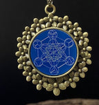 Amulett – bronzefarben, Metatron, Disc in blau 25 mm, zinnlegiert, kupferunterlegt – Produktansicht 1