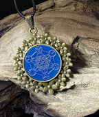 Amulett – bronzefarben, Metatron, Disc in blau 25 mm, zinnlegiert, kupferunterlegt – Produktansicht 1