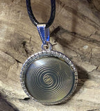 Amulett – mit dem Baum des Lebens – Bifilar / Fermat – 25 mm / goldlegiert / schwarz – Produktansicht 1