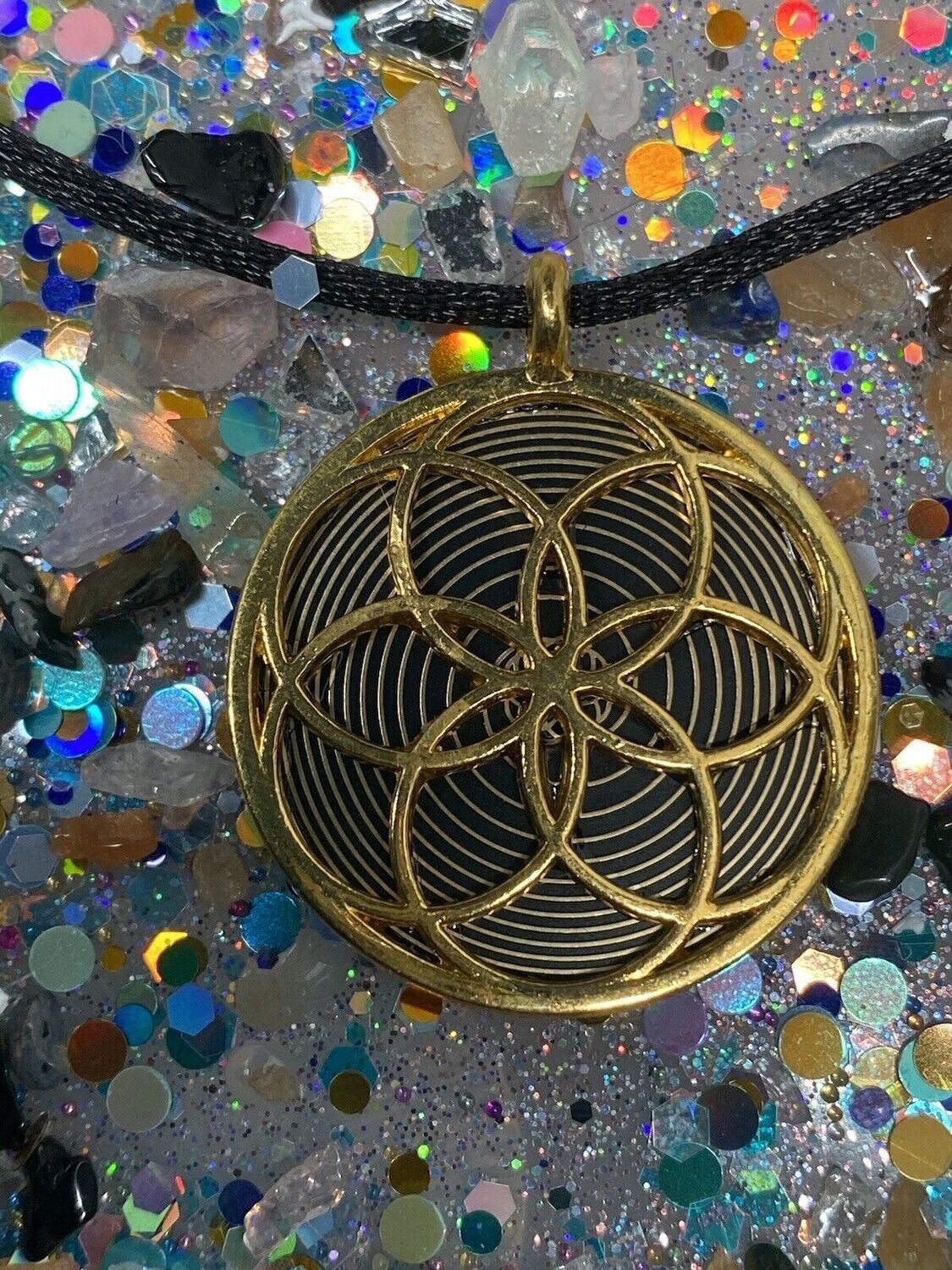 Amulett – Blume des Lebens – Bifilar / Fermat + Blume des Lebens – 30 mm / goldlegiert / nachtschwarz – Produktansicht 1