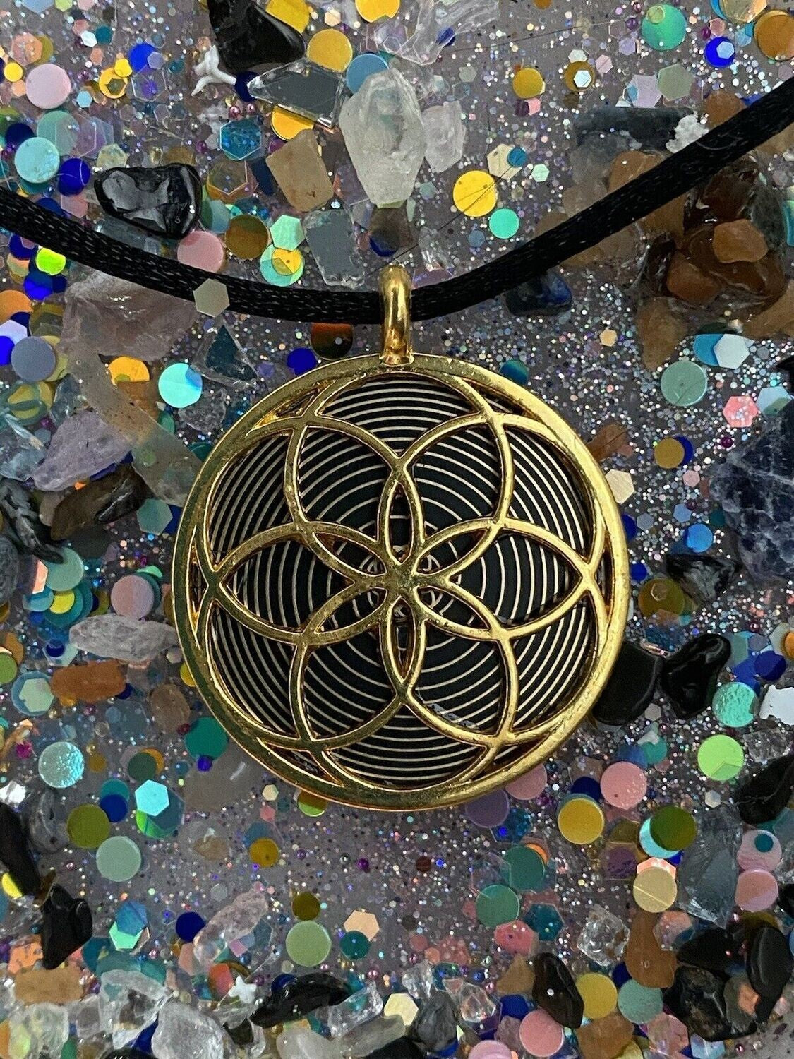 Amulett – Blume des Lebens – Bifilar / Fermat + Blume des Lebens – 30 mm / goldlegiert / nachtschwarz – Produktansicht 1