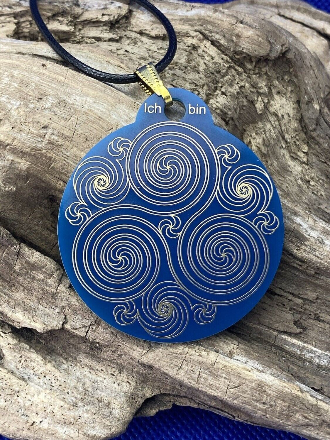 Amulett – Merkaba im Lotus mit den Worten – Merkaba + Lotus – 46 mm – Produktansicht 1