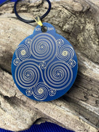Amulett – Merkaba im Lotus mit den Worten – Merkaba + Lotus – 46 mm – Produktansicht 1