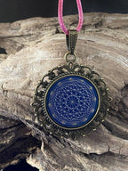 Amulett – bronzefarben, Dodecagram 12 – er Stern, Disc in blau 25 mm, zinnlegiert, kupferunterlegt – Produktansicht 1