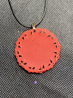 Amulett – Resin Harz Art – Lakhovsky MWO – 25 mm / zinnlegiert / weiß – Produktansicht 1