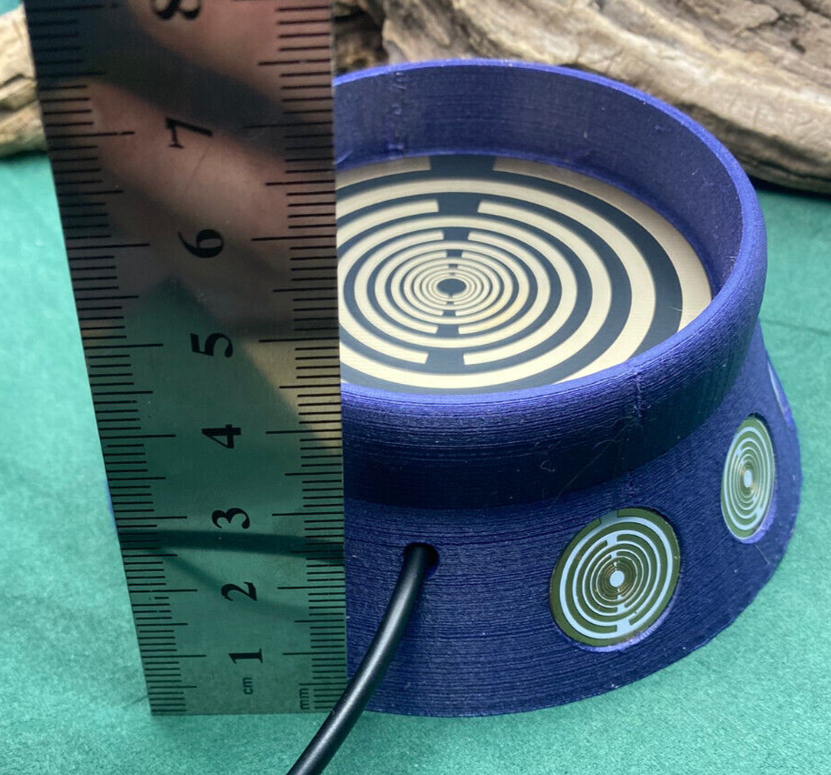 Frequenzübertragungsplatte VibraNex Brunnen V4 MIT Lapislazuli FÜLLUNG INNEN – Produktansicht 1