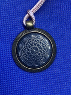 Amulett – bronzefarben, Dodecagram 12 – er Stern, Disc in schwarz 25 mm, zinnlegiert, kupferunterlegt – Produktansicht 1