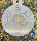 Amulett – Disc Baum des Lebens in – Metatron – 50 mm / goldlegiert / regenbogenfarben – Produktansicht 1