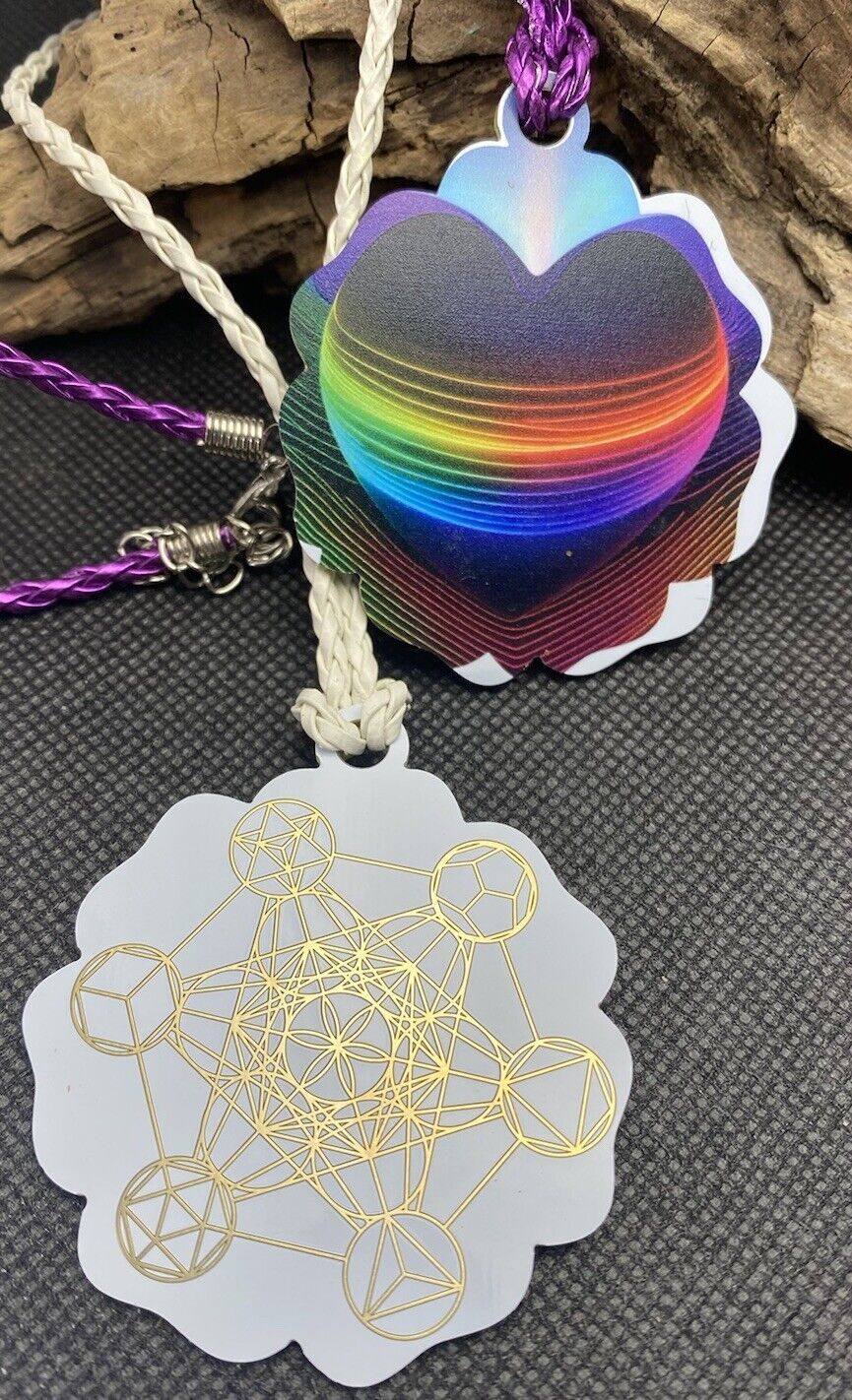 Amulett – Disc – mein Herz zeigt Liebe in – Metatron – 53 mm / goldlegiert – Produktansicht 1