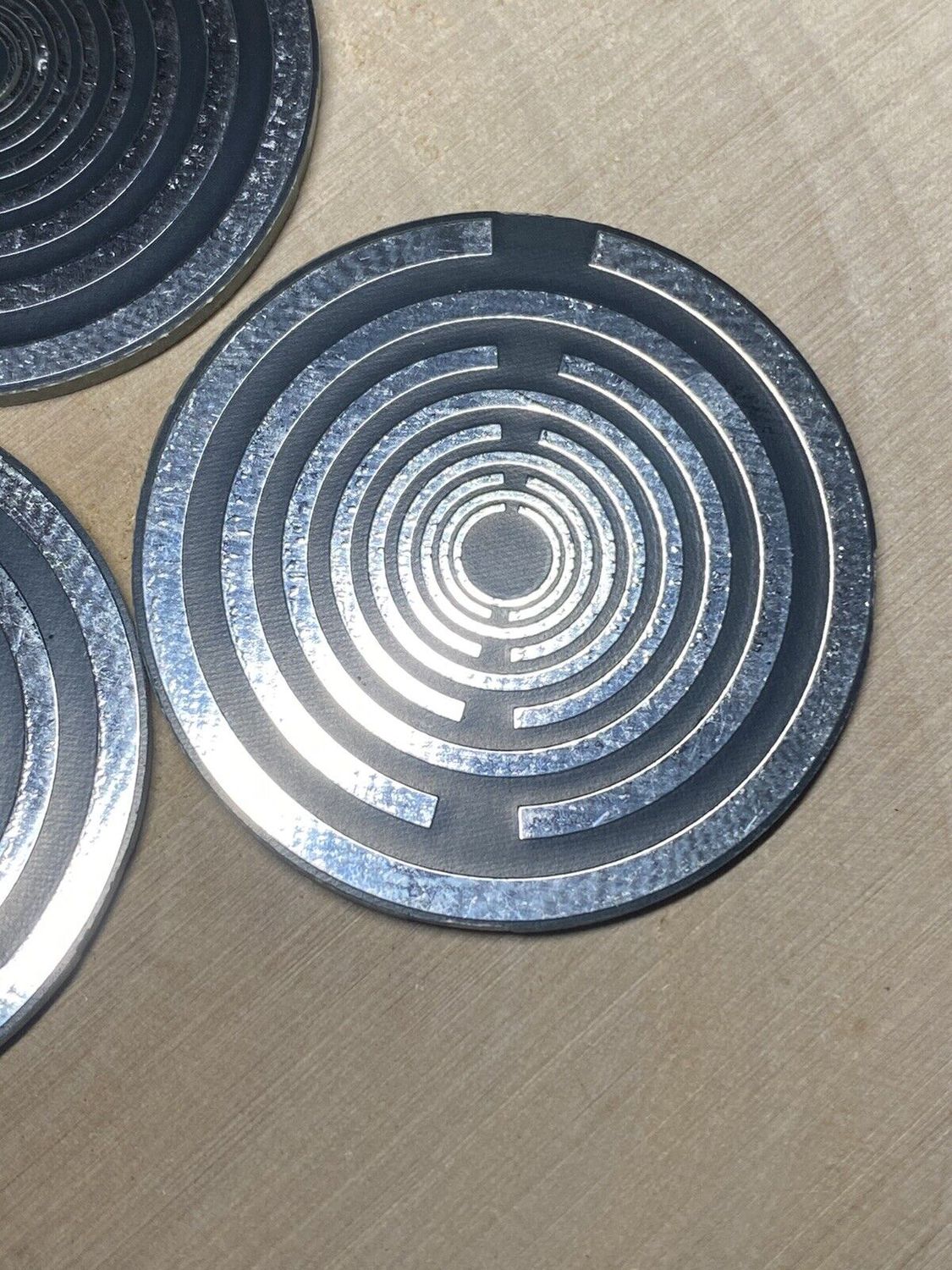 35 mm Disc 6er-Set – Lakhovsky MWO – zinnlegiert / nachtschwarz / schwarz – Produktansicht 2