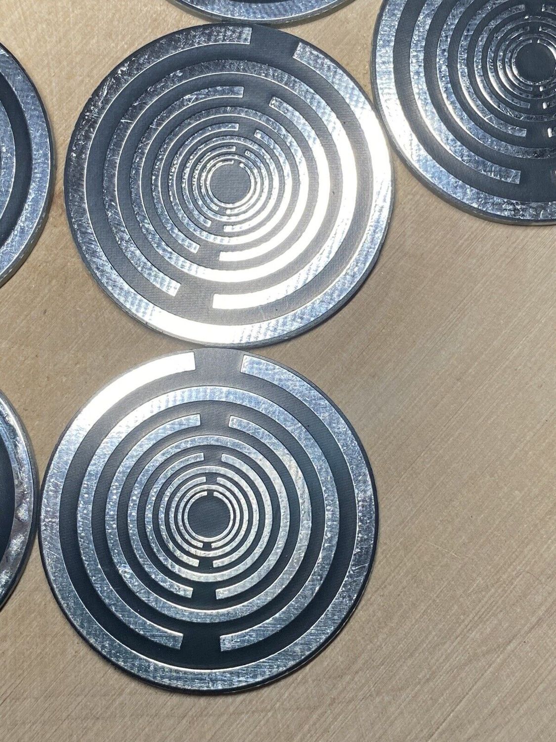 35 mm Disc 6er-Set – Lakhovsky MWO – zinnlegiert / nachtschwarz / schwarz – Produktansicht 3