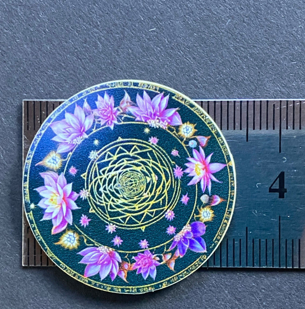 37 mm Disc 6er-Set – Metatron + Sri Yantra – goldlegiert – Produktansicht 6