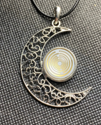 Amulett – Mond mit Wechseldruckknopf mit – Lakhovsky MWO – 18 mm / goldlegiert / schwarz – Produktansicht 1