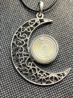 Amulett – Mond mit Wechseldruckknopf mit – Lakhovsky MWO – 18 mm / goldlegiert / schwarz – Produktansicht 1
