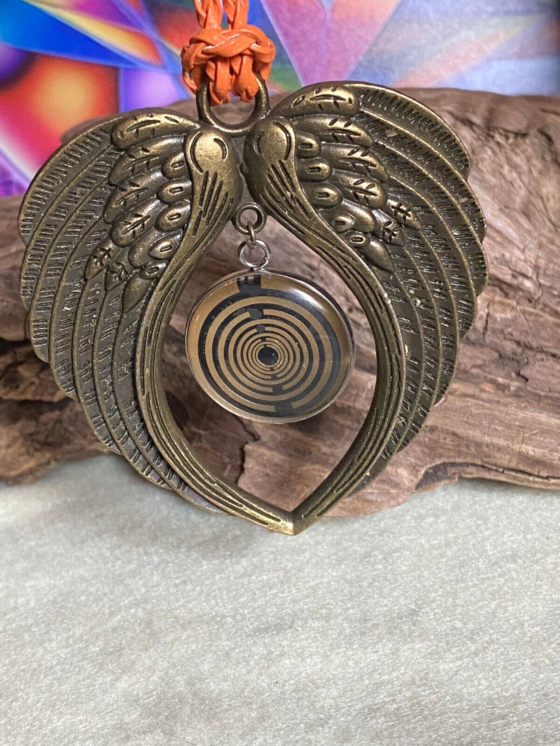 Amulett – Lakhovsky MWO – 25 mm / goldlegiert / schwarz – Produktansicht 1