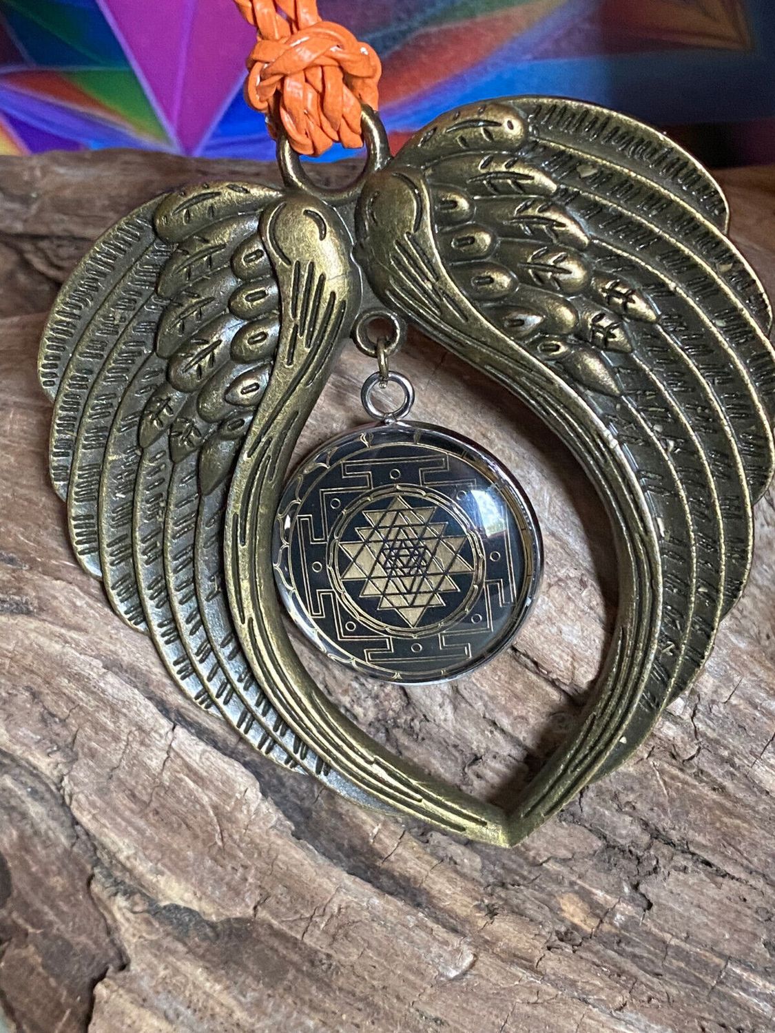 Amulett – Sri Yantra – 25 mm / goldlegiert / schwarz – Produktansicht 1