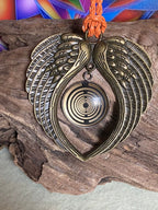 Amulett – Lakhovsky MWO – 25 mm / goldlegiert / schwarz – Produktansicht 1