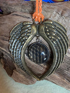 Amulett – Blume des Lebens – 25 mm / goldlegiert / schwarz – Produktansicht 1