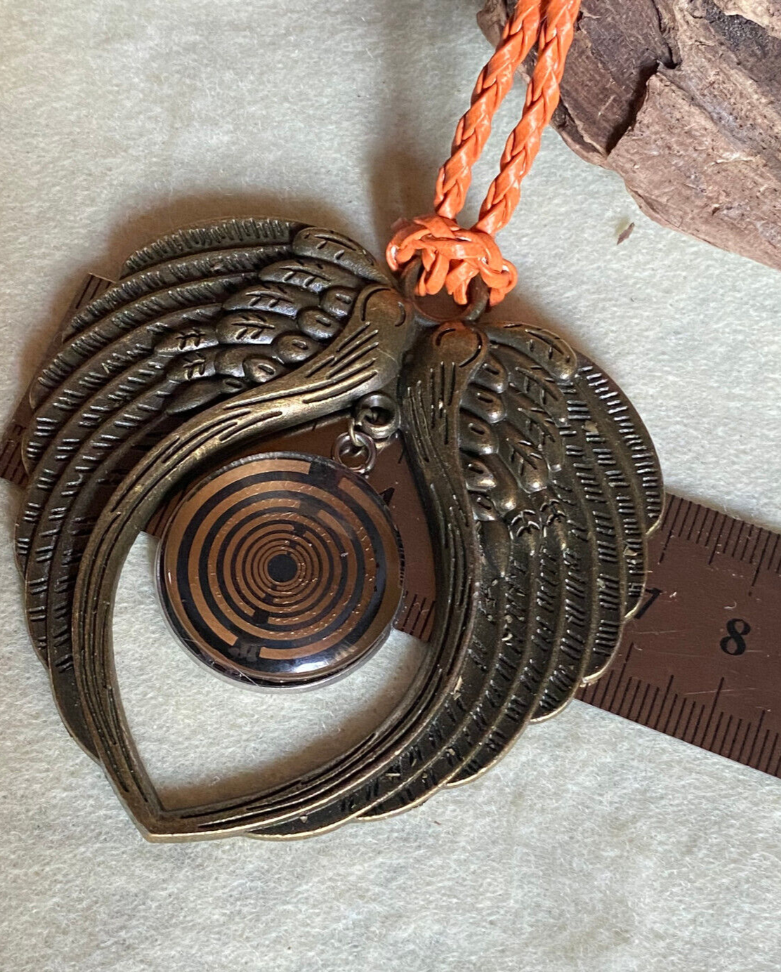 Amulett – Lakhovsky MWO – 25 mm / goldlegiert / schwarz – Produktansicht 1