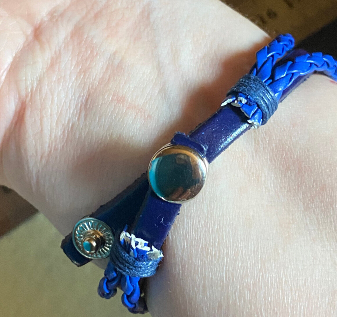 Armband-mehrsträngig, blau,mit 2x Wechseldruckknopf,Symbol Lakhovsky MWO Schwingkreis Oszillator Antenne (stromlos), Wechsel Disc ca. 18 mm hinter Glas,