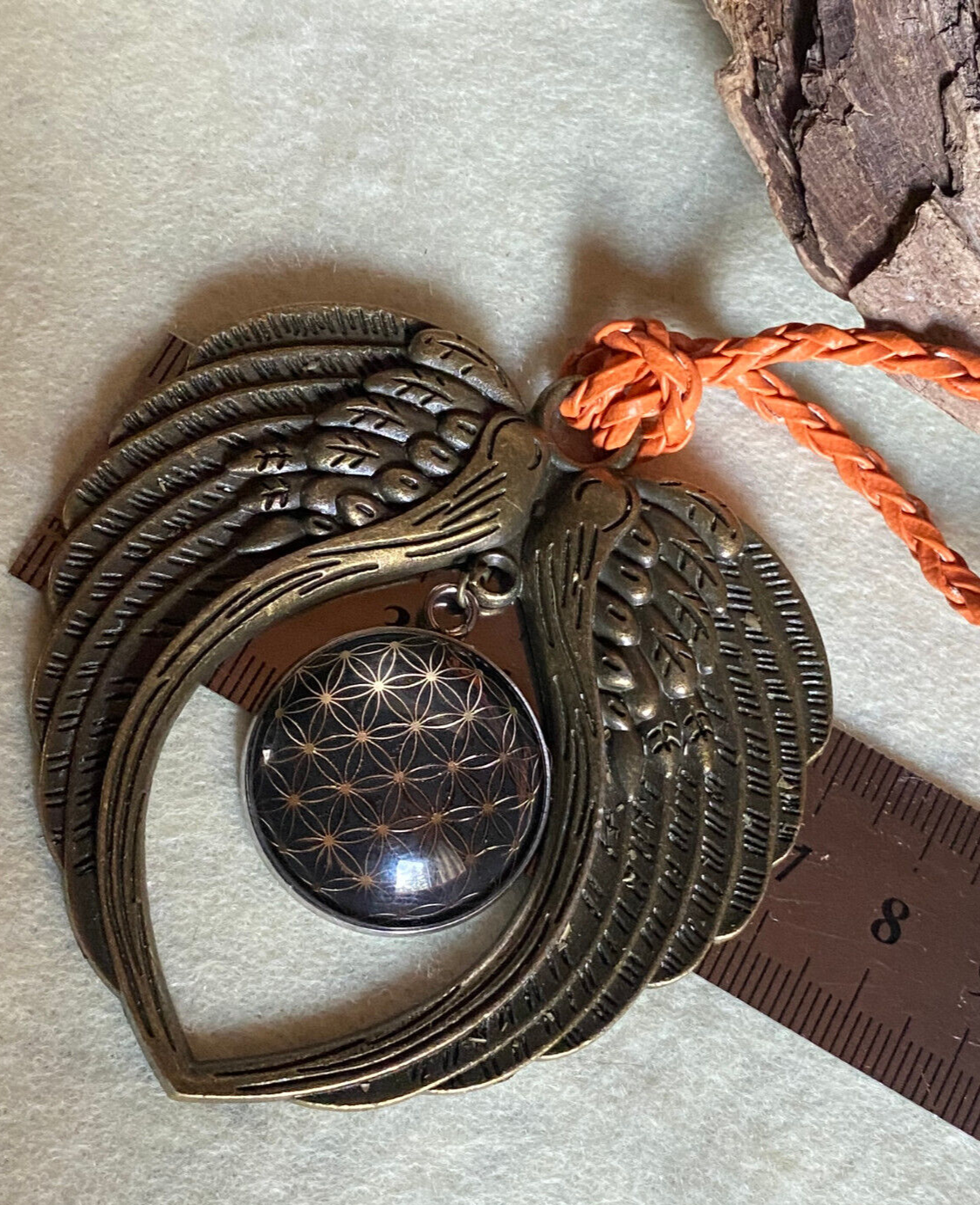 Amulett – Blume des Lebens – 25 mm / goldlegiert / schwarz – Produktansicht 1