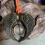 Amulett – Lakhovsky MWO – 25 mm / goldlegiert / schwarz – Produktansicht 1
