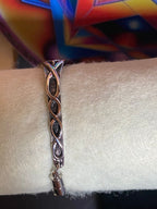 Armband-silberfarbend,Wechseldruckknopf,Symbol Lakhovsky MWO Schwingkreis Oszillator Antenne (stromlos), weiße+schwarze Disc gold legiert + Kupfer unterlegt ca. 18 mm hinter Glas,Magnetverschluss