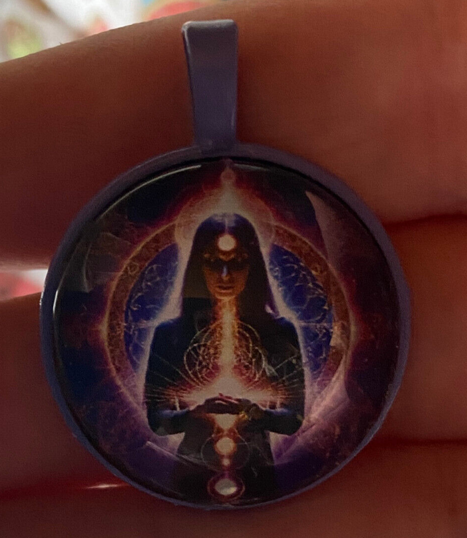 Amulett – lila flieder – 25 mm / lila – Produktansicht 1