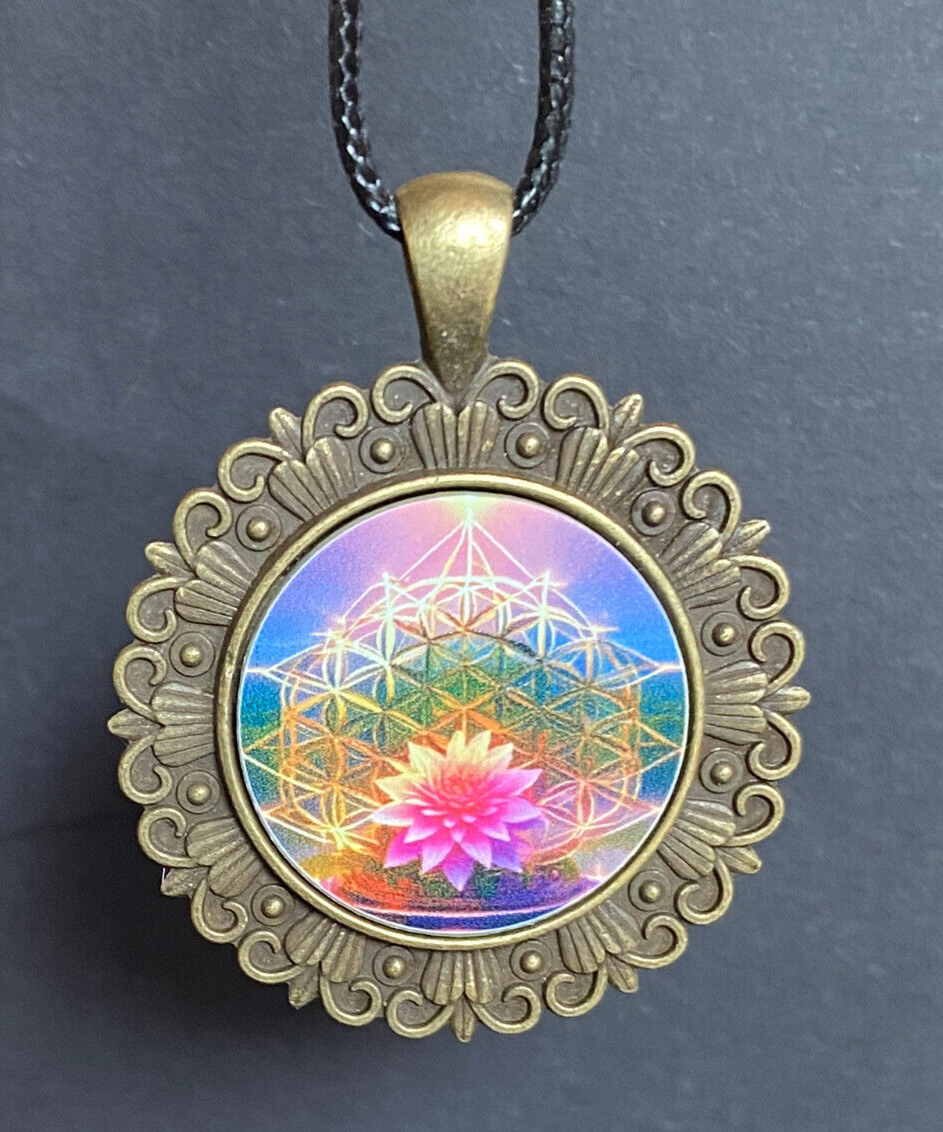 Amulett – Merkaba + Blume des Lebens – 25 mm / regenbogenfarben – Produktansicht 1