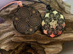 Amulett – Ich bin – Merkaba – Triskele schwarz mit zinnlegiert ca. 48mmx52 mm – Produktansicht 1