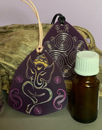 Amulett – Disc – Ganesha der Glücksbote+ die – 69 mm / zinnlegiert / flieder lila – Produktansicht 1