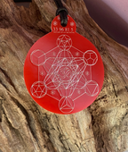 Anhänger Metatron rot, zinnlegiert ca. 52 mm x 62 mm – Produktansicht 1