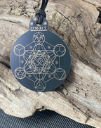 Anhänger Metatron schwarz, goldlegiert ca. 52 mm x 62 mm – Produktansicht 1