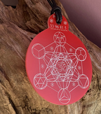 Anhänger Metatron rot, zinnlegiert ca. 52 mm x 62 mm – Produktansicht 1